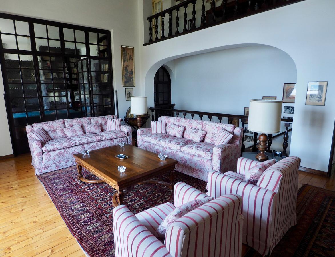 Casa Mondadori Meina Bagian luar foto