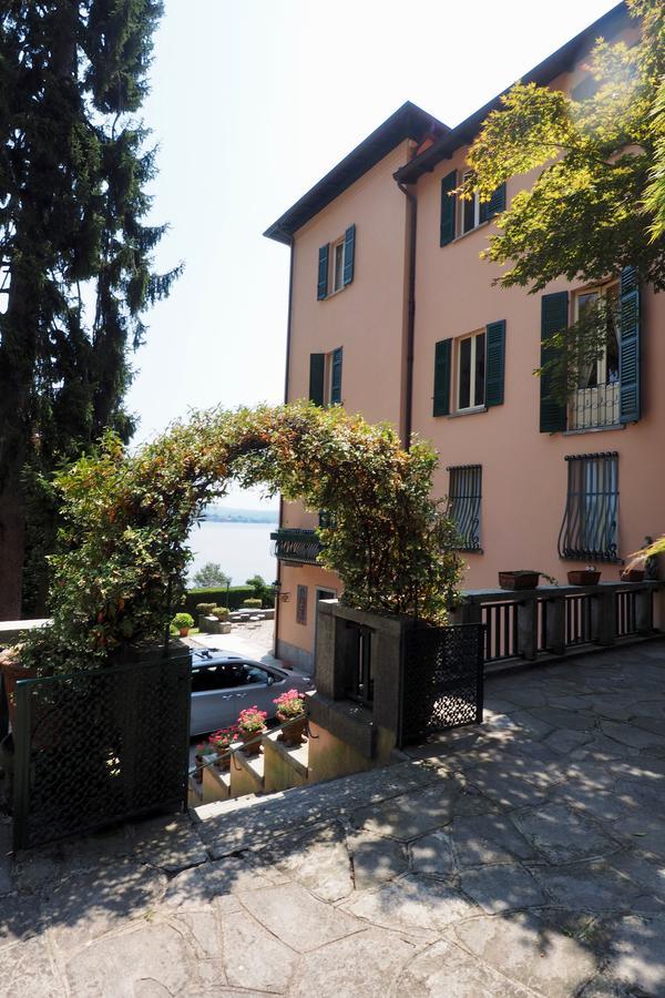 Casa Mondadori Meina Bagian luar foto