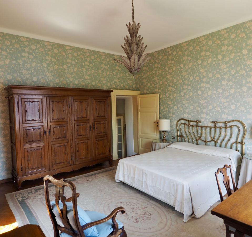 Casa Mondadori Meina Bagian luar foto